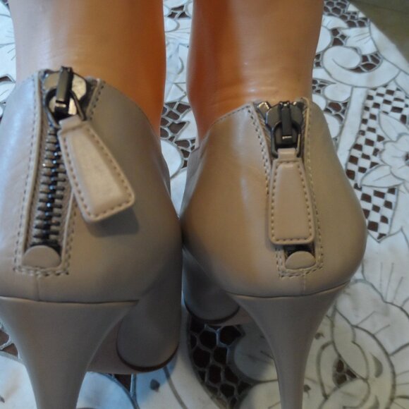 Prada Nude Lamb Leather Peep Toe Ankle Boots Size 37B - Picture 12 of 16